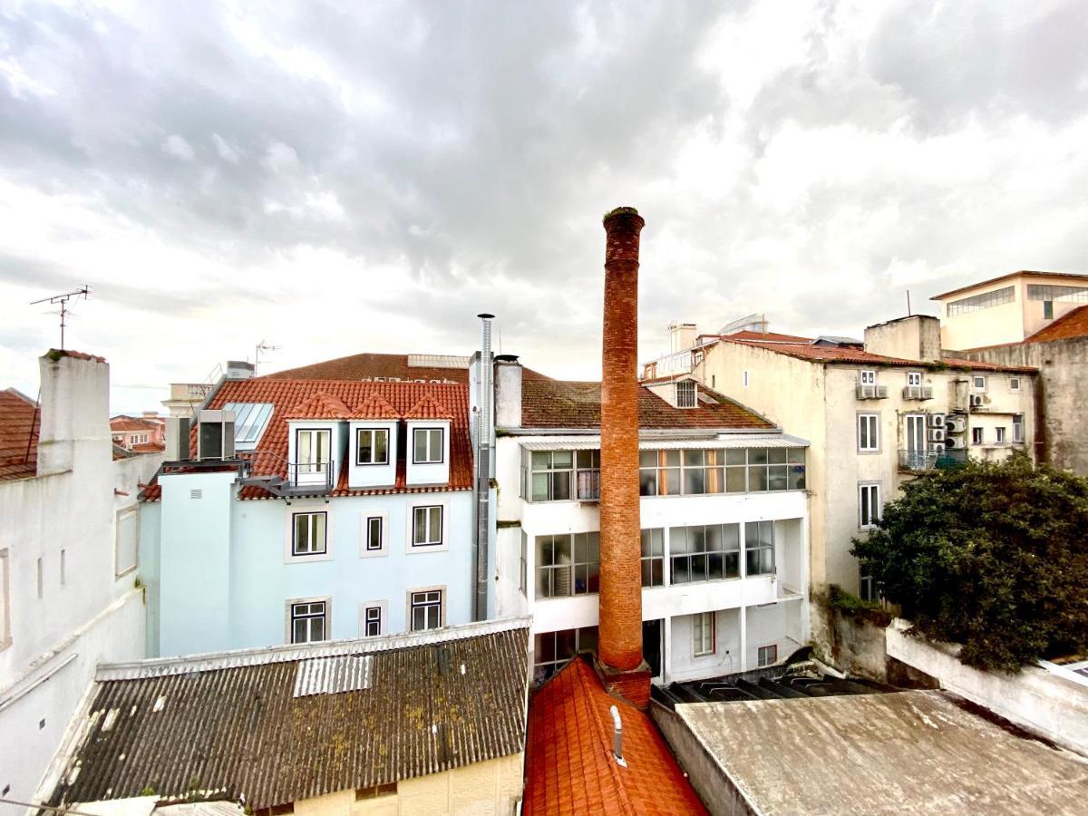 Artdeco Chiado 4 - Large Comfortable Double Room With Shared Bathroom Lissabon Buitenkant foto